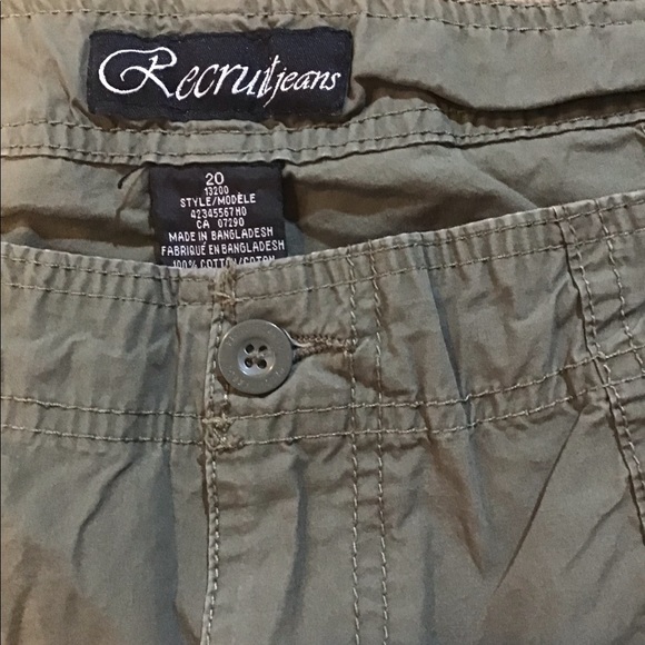 Plus Size Recruit Jeans Shorts - Picture 3 of 4